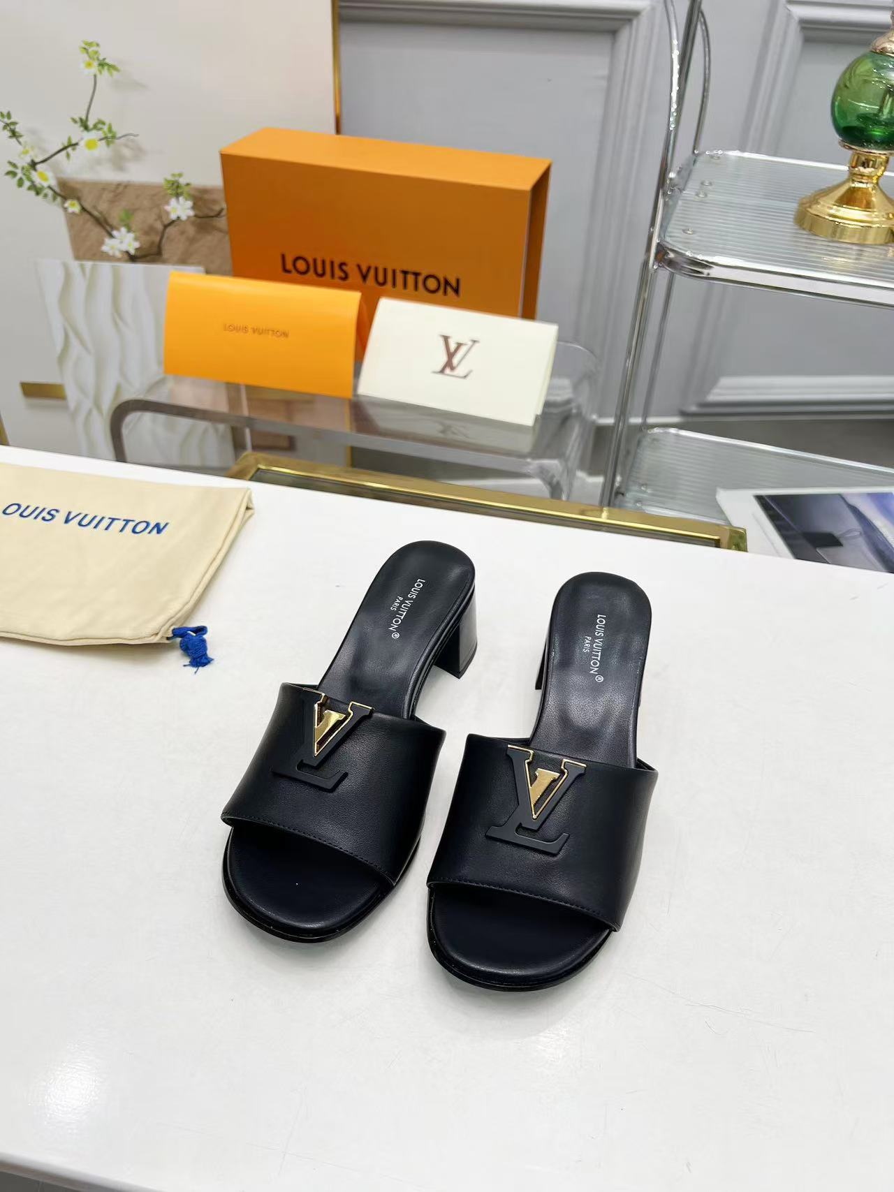 Louis vuitton マレ ミュール