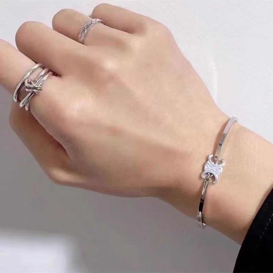 CELINE トリオンフ アーティキュレート ブレスレット / ロジウムフィニッシュ ブラス