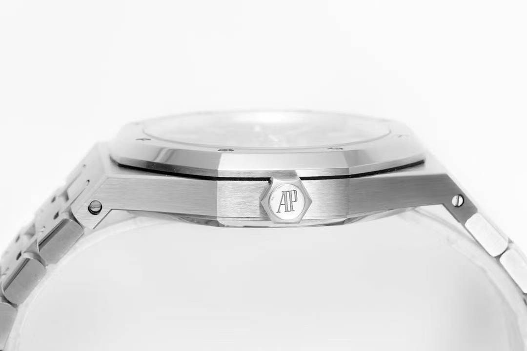 Audemars Piguet  オーデマピゲ  ロイヤル オーク オートマティック