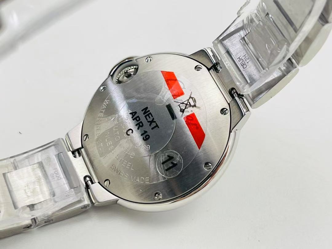 Cartier Ballon Bleu de Cartier watch バロン ブルー ドゥ カルティエ ウォッチ