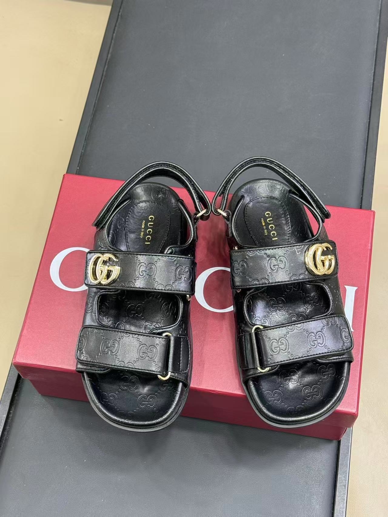 GUCCI ダブルG ウィメンズ サンダル