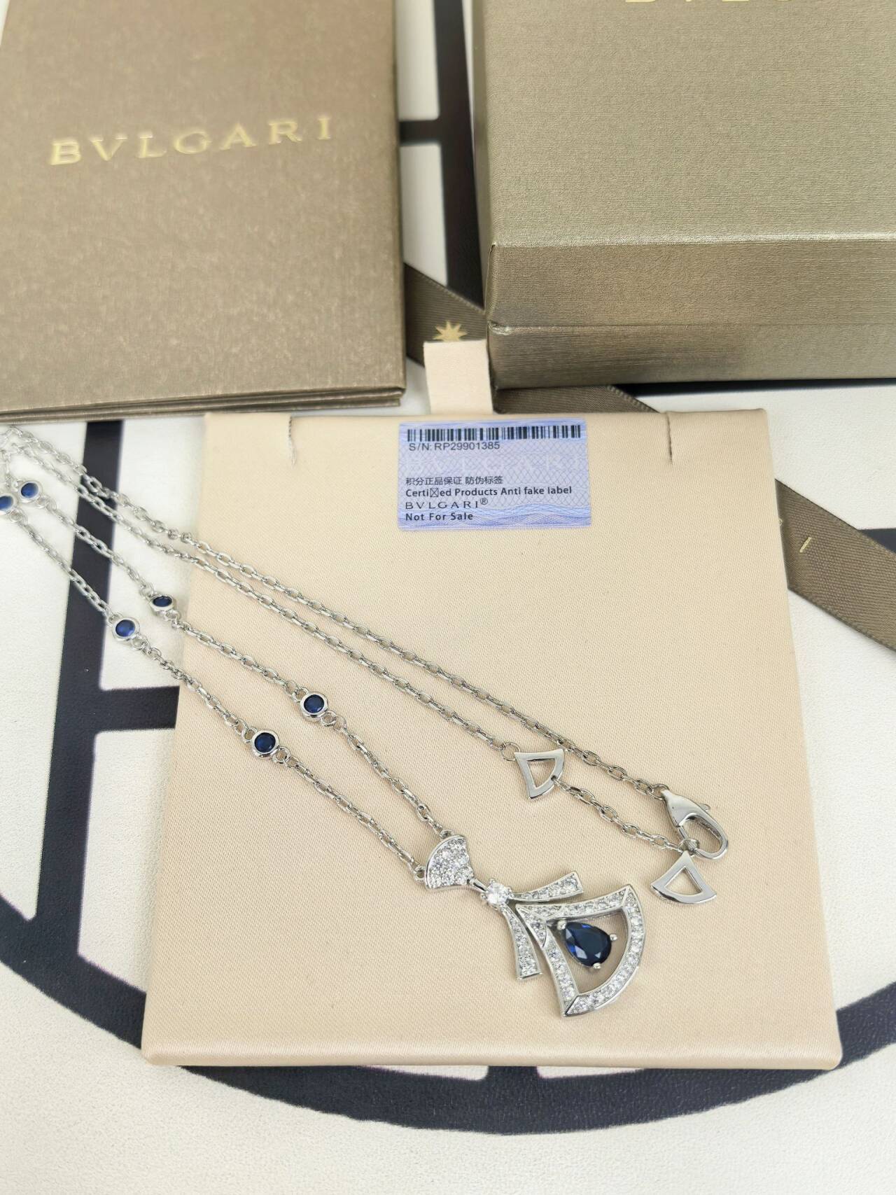 ディーヴァ ドリーム ネックレス