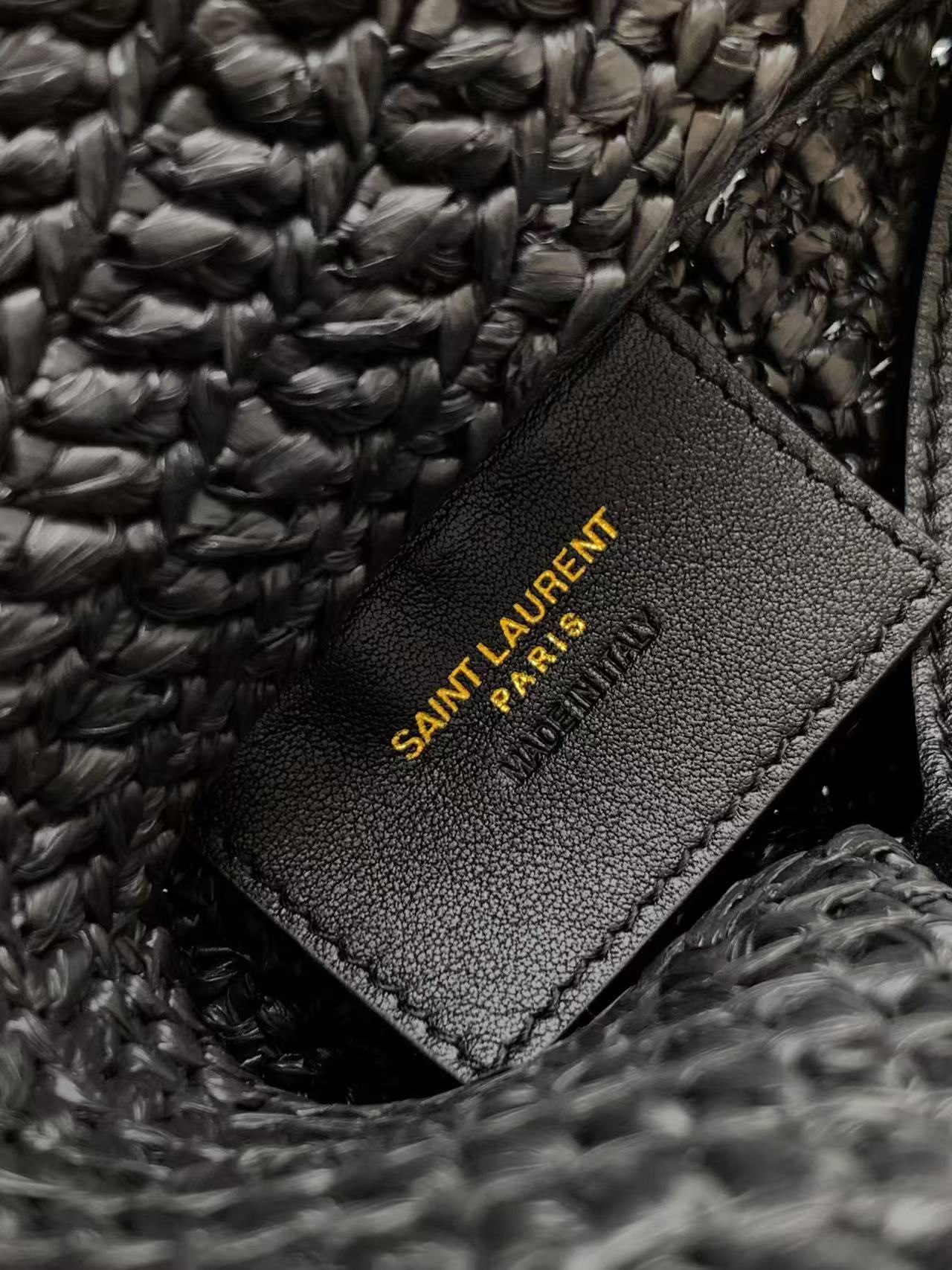 Saint Laurent サンローラン  LE 5 À 7 ソフト スモール（ラフィア/レザー）