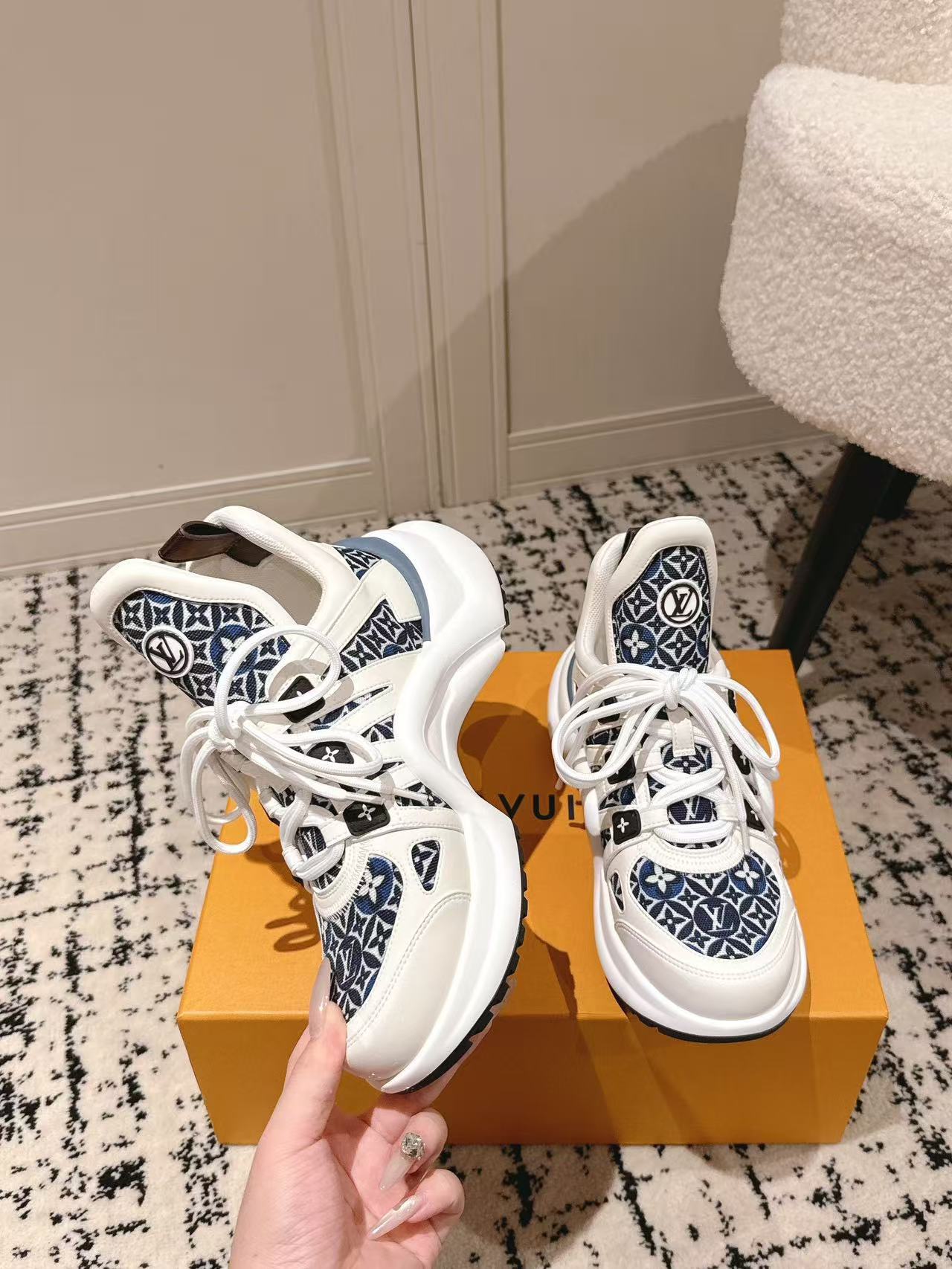 Louis vuitton アークライト スニーカー