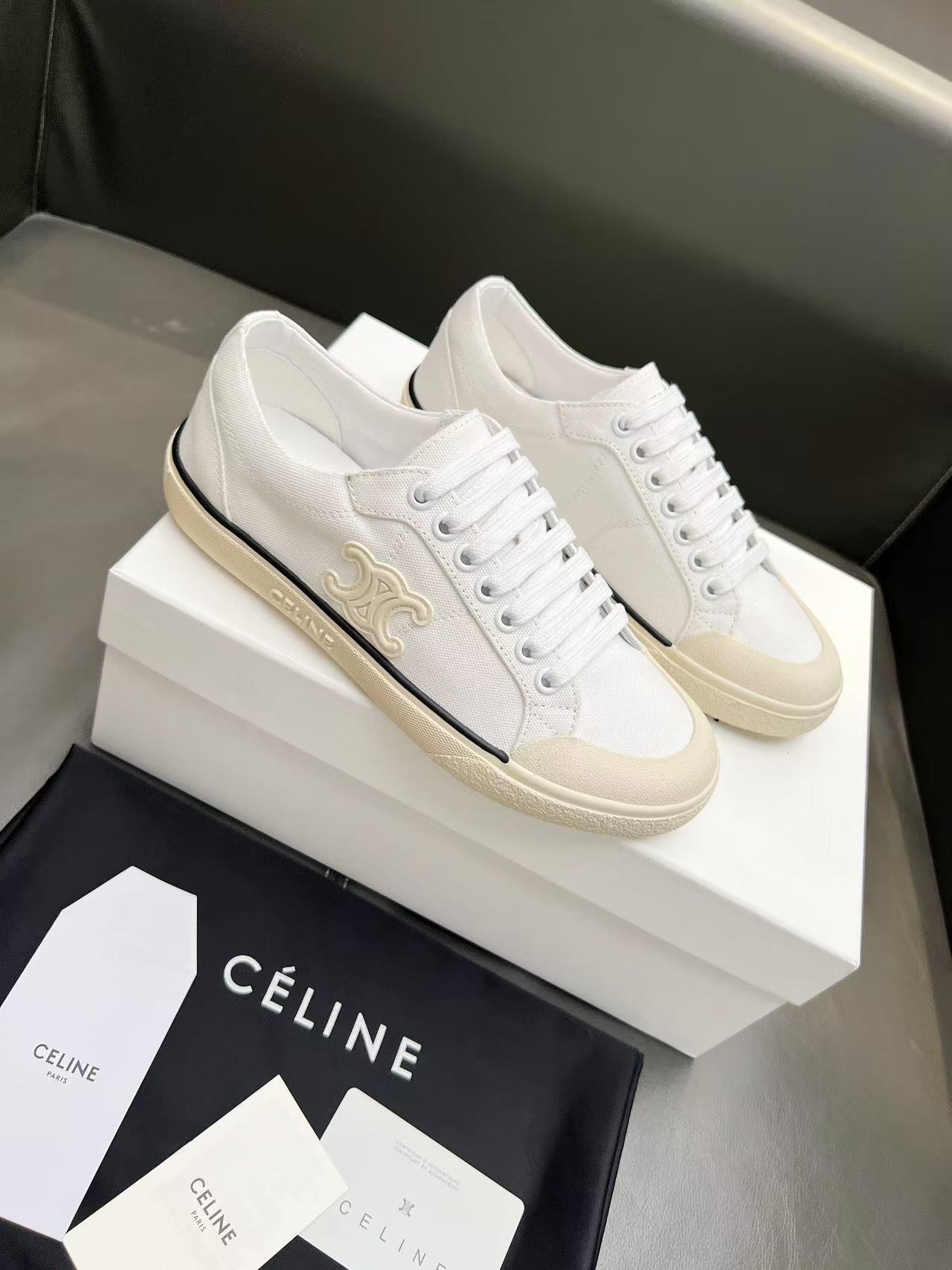 CELINE アラン トリオンフ スニーカー / キャンバス