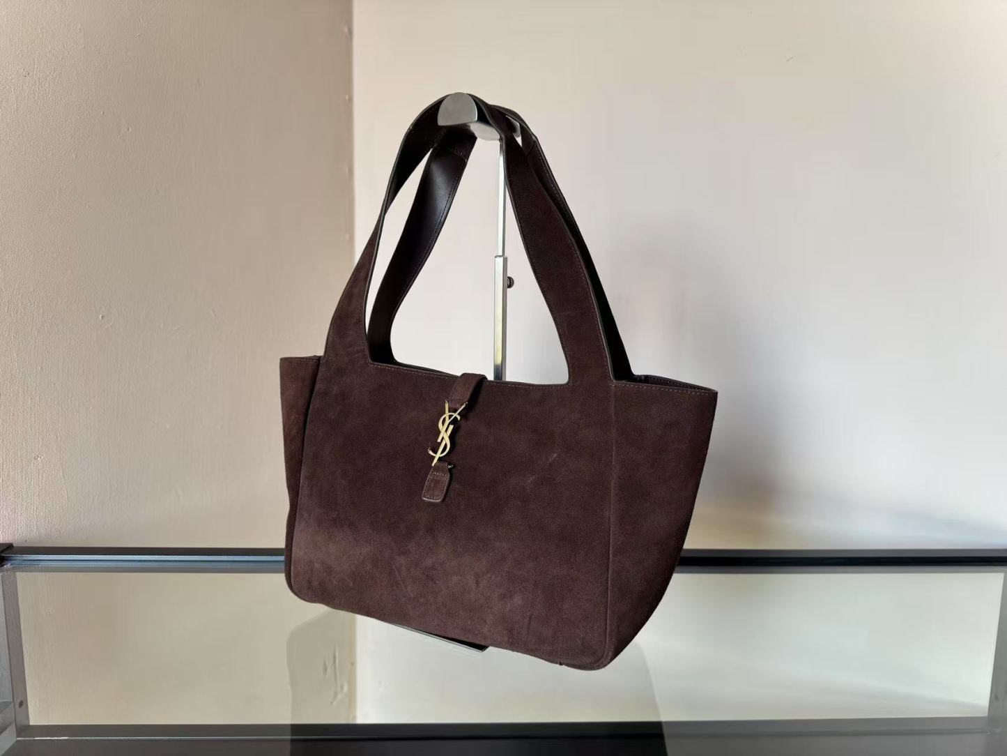  Saint Laurent サンローラン LE 5 À 7 BEA（スエード）