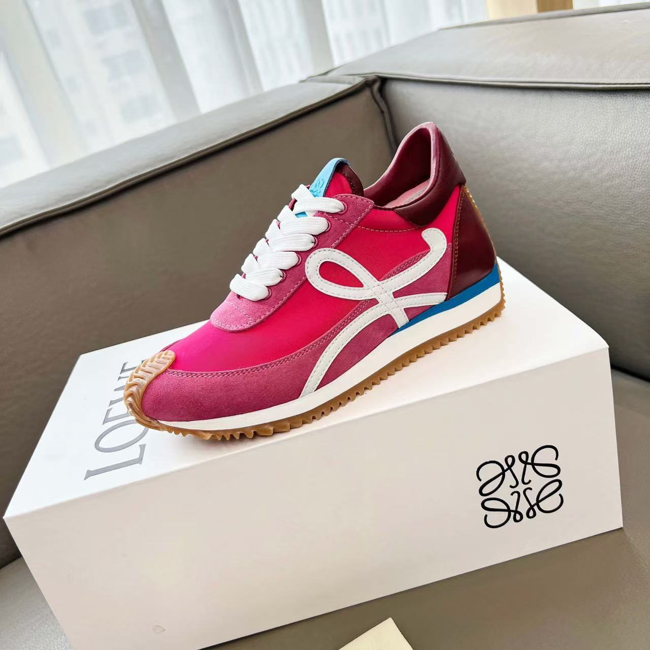 Loewe フローランナー 2.0（ナイロン&スエード）