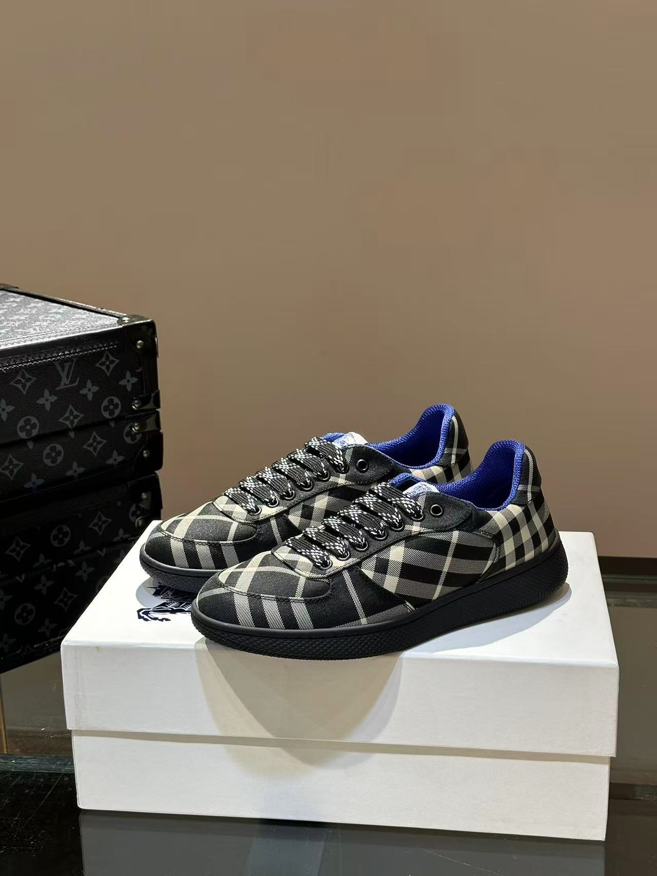 Burberry チェック テラススニーカー