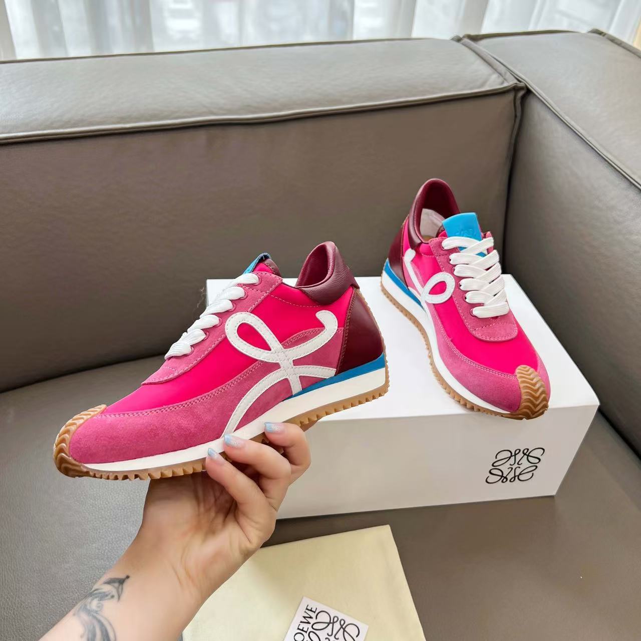 Loewe フローランナー 2.0（ナイロン&スエード）