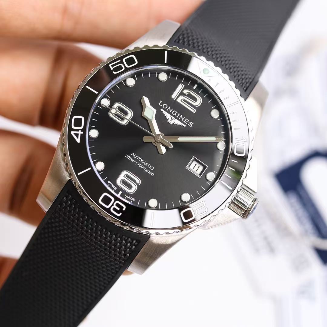 LONGINES  ロンジン  ハイドロコンクエスト, L3.781.4.56.9, 自動巻 ウォッチ, Ø 41.00 mm, ステンレススティールとセラミック.