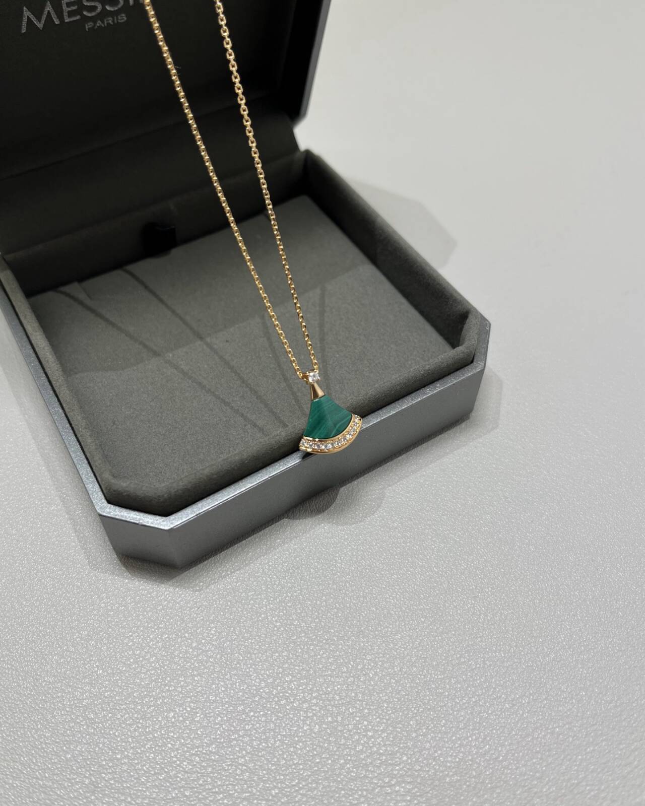 ディーヴァ ドリーム ネックレス