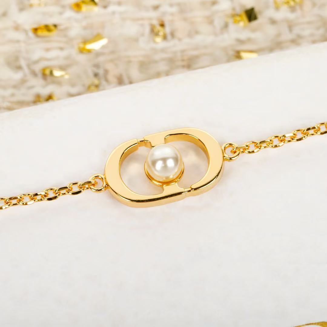 DIOR Petit CD Jolie ブレスレット
