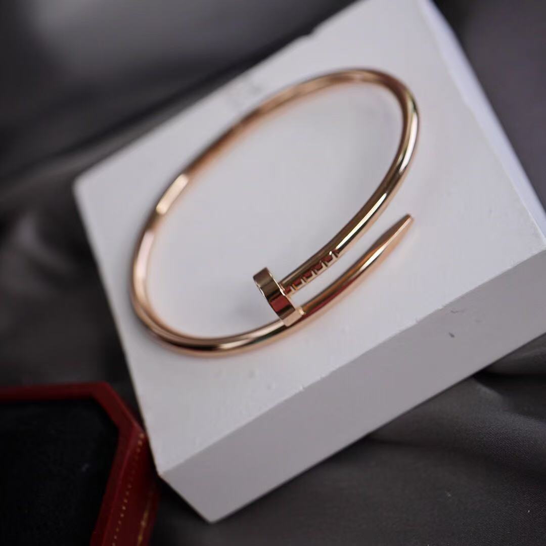 Cartier ジュスト アン クル ブレスレット、スモールモデル