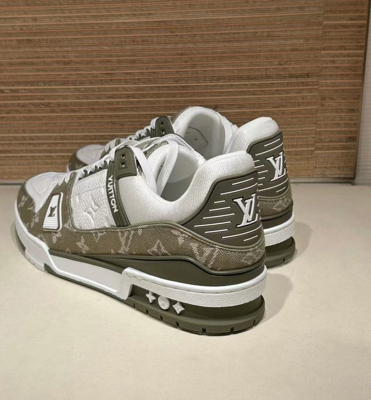 Louis vuittonトレイナー スニーカー