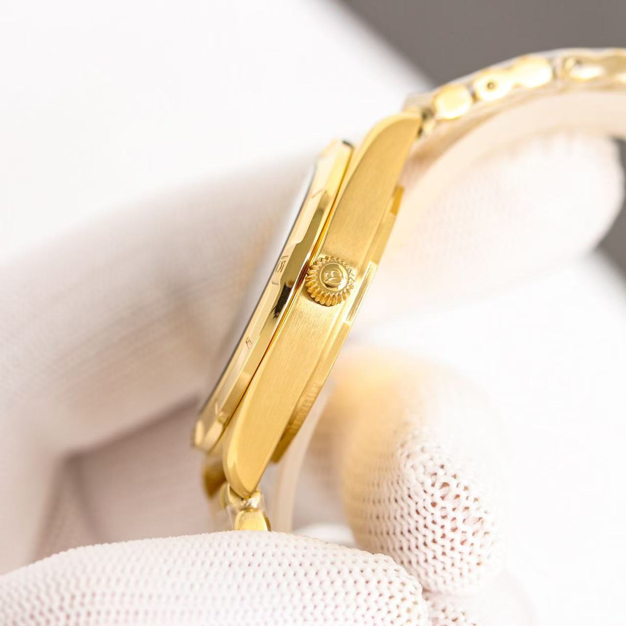 BREITLING  ブライトリング  クロノマット オートマチック36ヴィクトリア・ベッカム