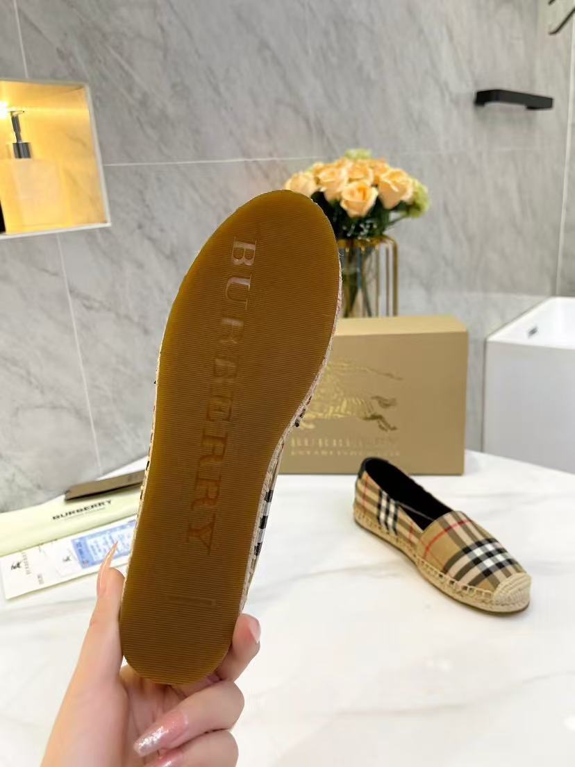 Burberry チェック ミューズ エスパドリーユ