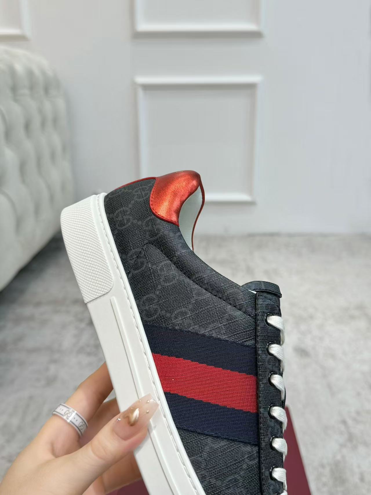 GUCCI〔エース〕ウェブ ストライプ メンズ スニーカー