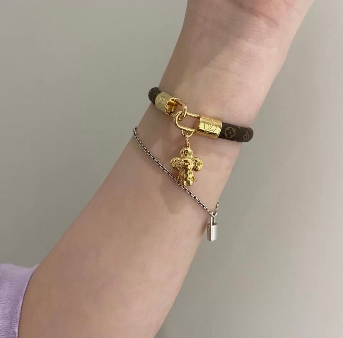 Louis vuitton ブレスレット･ヴィヴィエンヌ