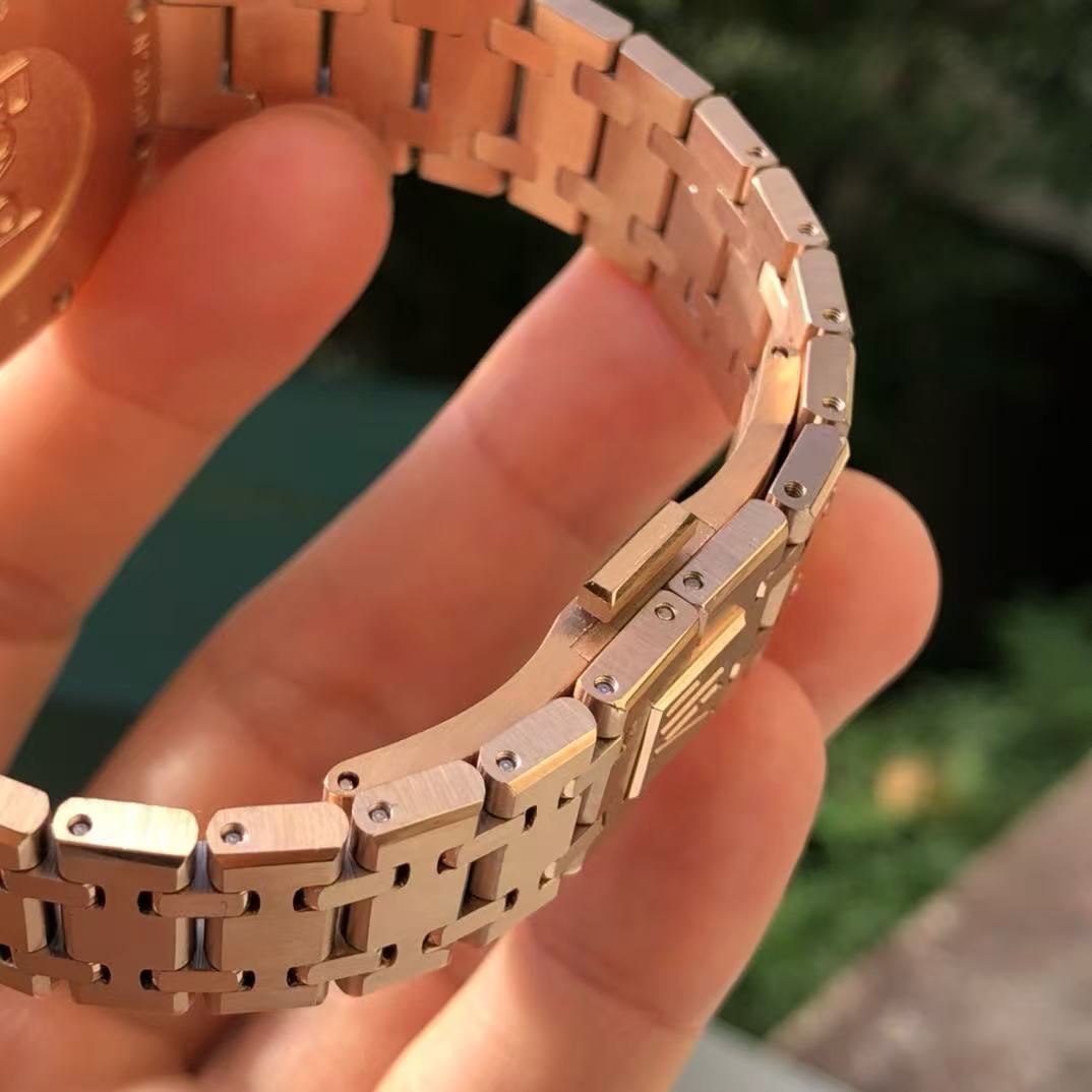 Audemars Piguet  オーデマピゲ  ロイヤル オーク オートマティック