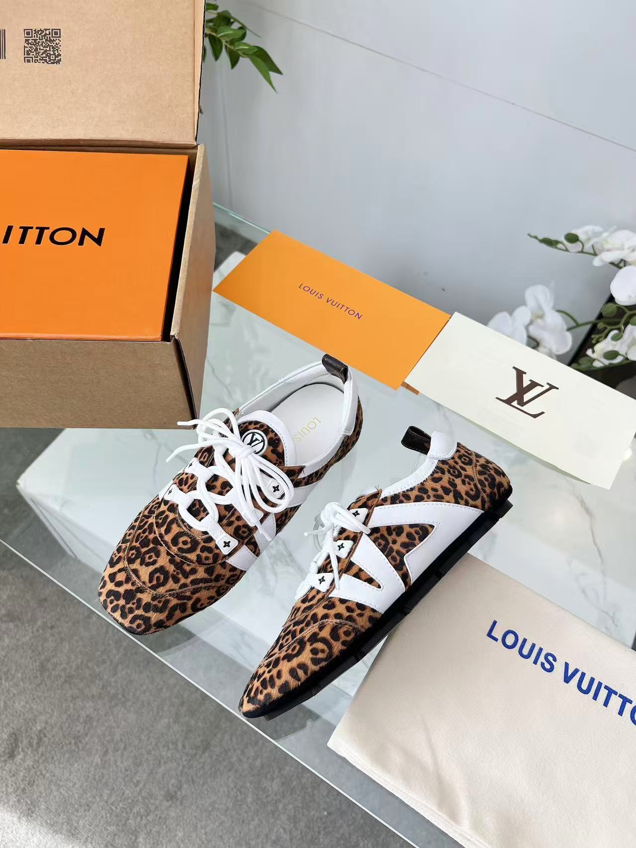 Louis vuitton スニーカリーナ