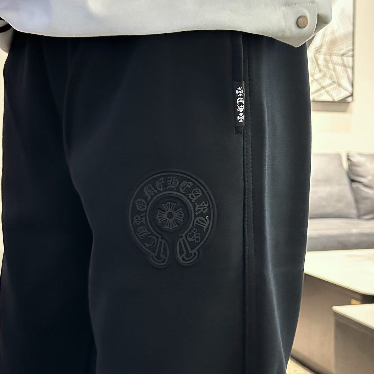 クロムハーツ　パンツ