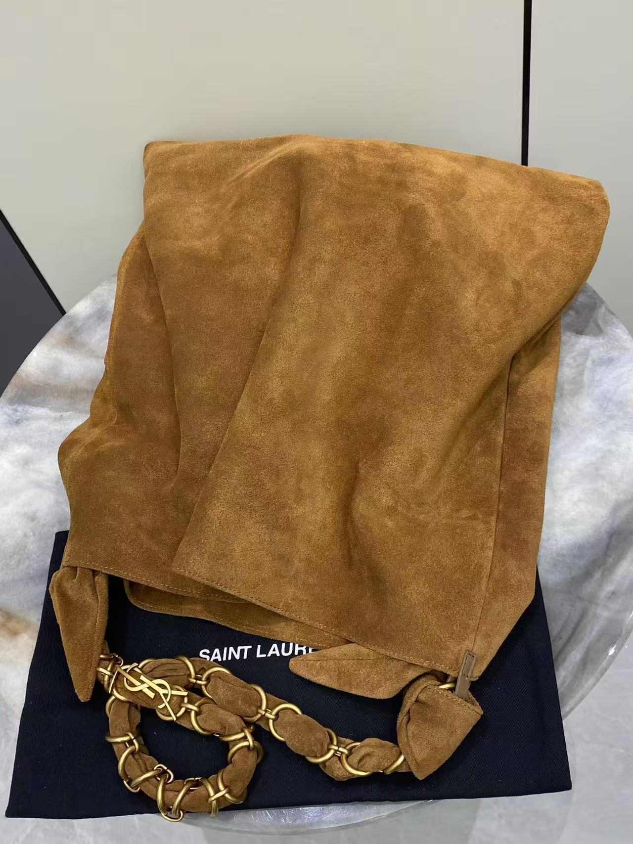  Saint Laurent サンローラン アマリア（スエード）