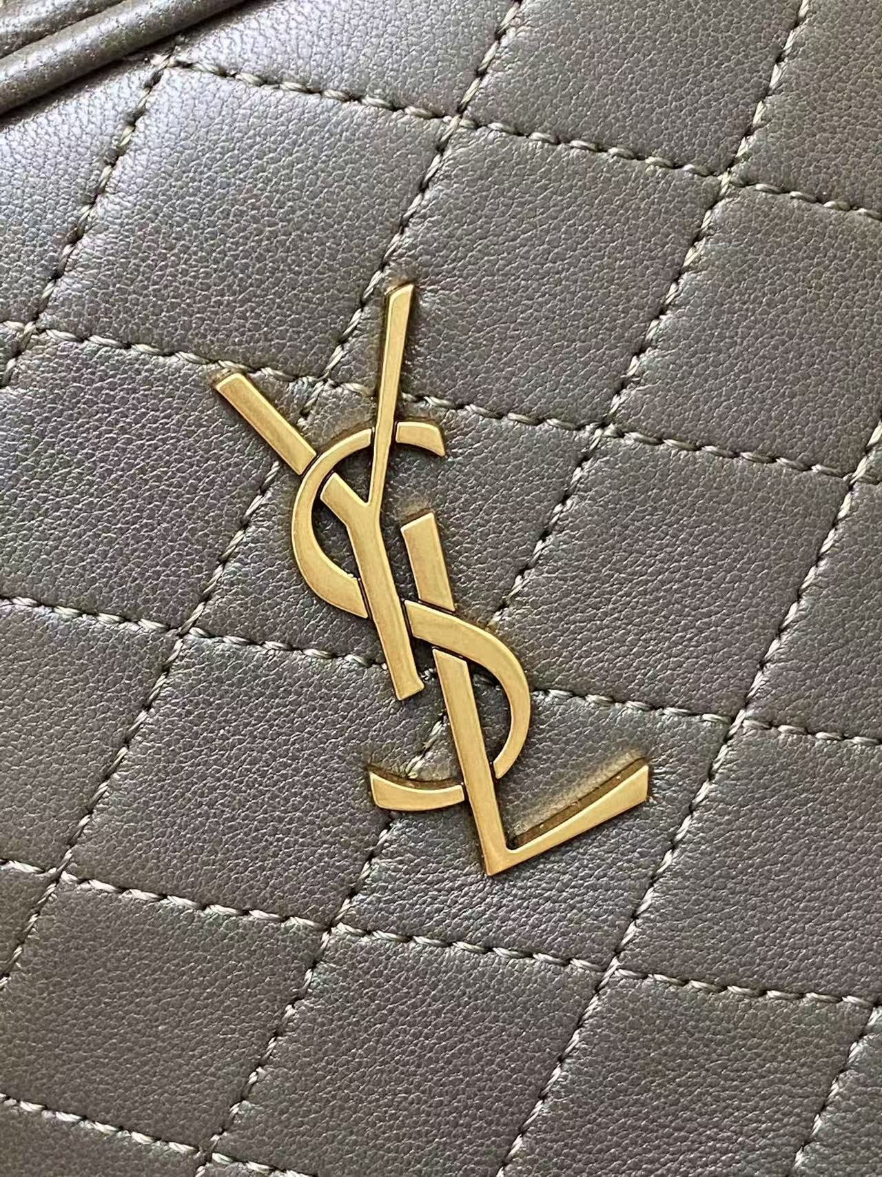 Saint Laurent サンローラン  ギャビー バケットバッグ（ラムスキン）