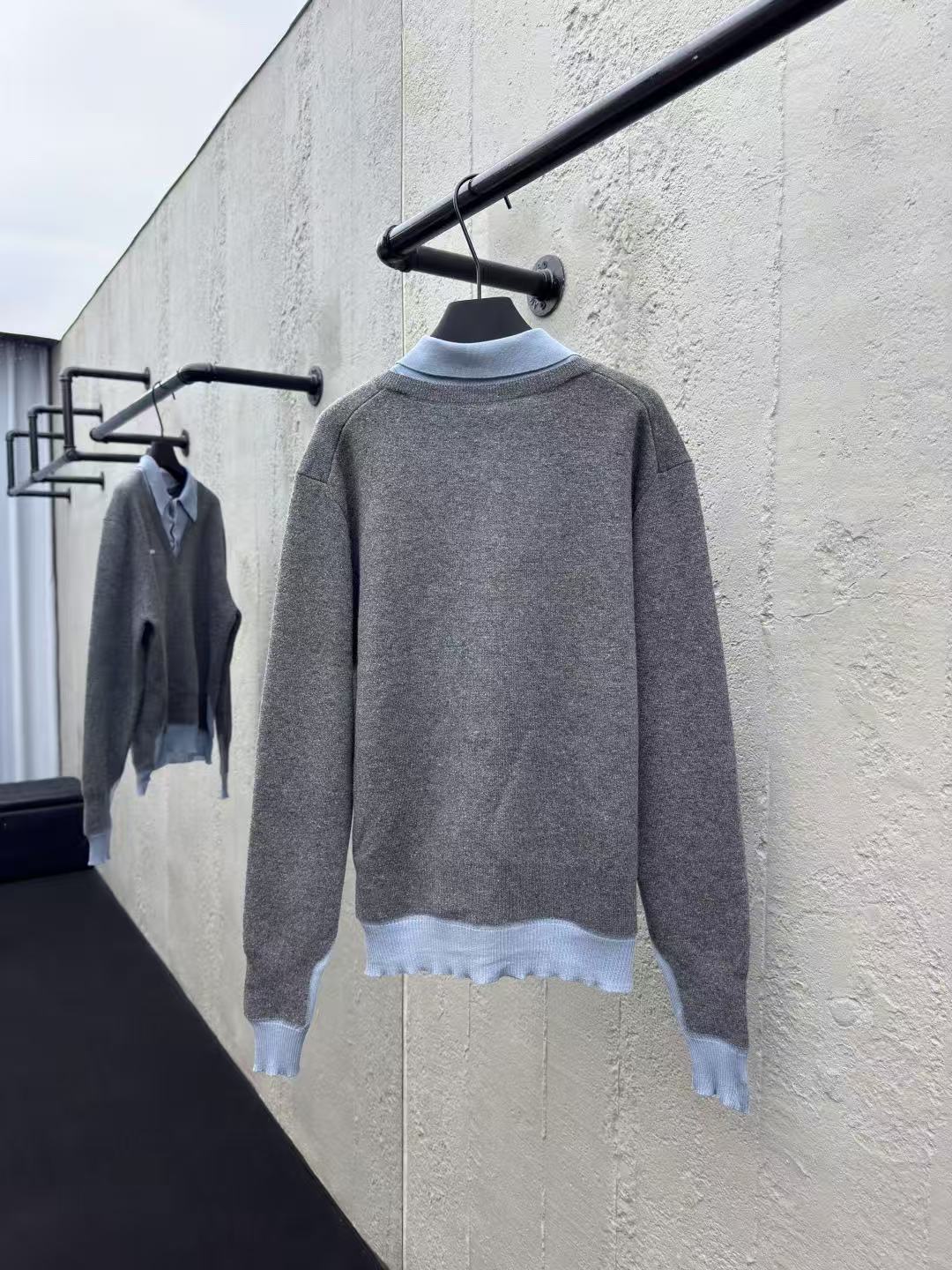 MIUMIU カシミヤxウール ポロセーター