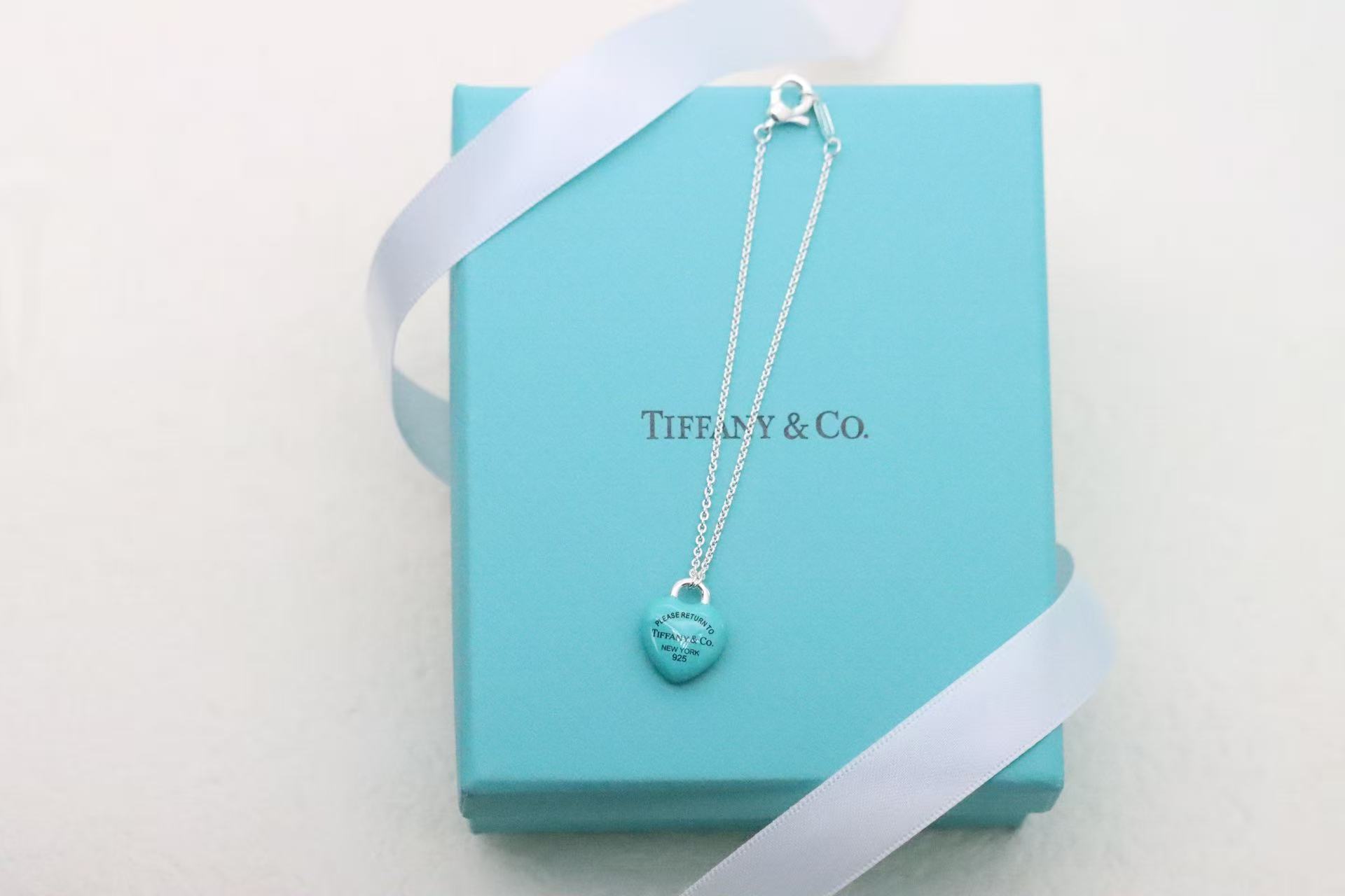 リターン トゥ ティファニー™ フルハート ブレスレット スターリングシルバーにティファニー ブルーのエナメル仕上げ