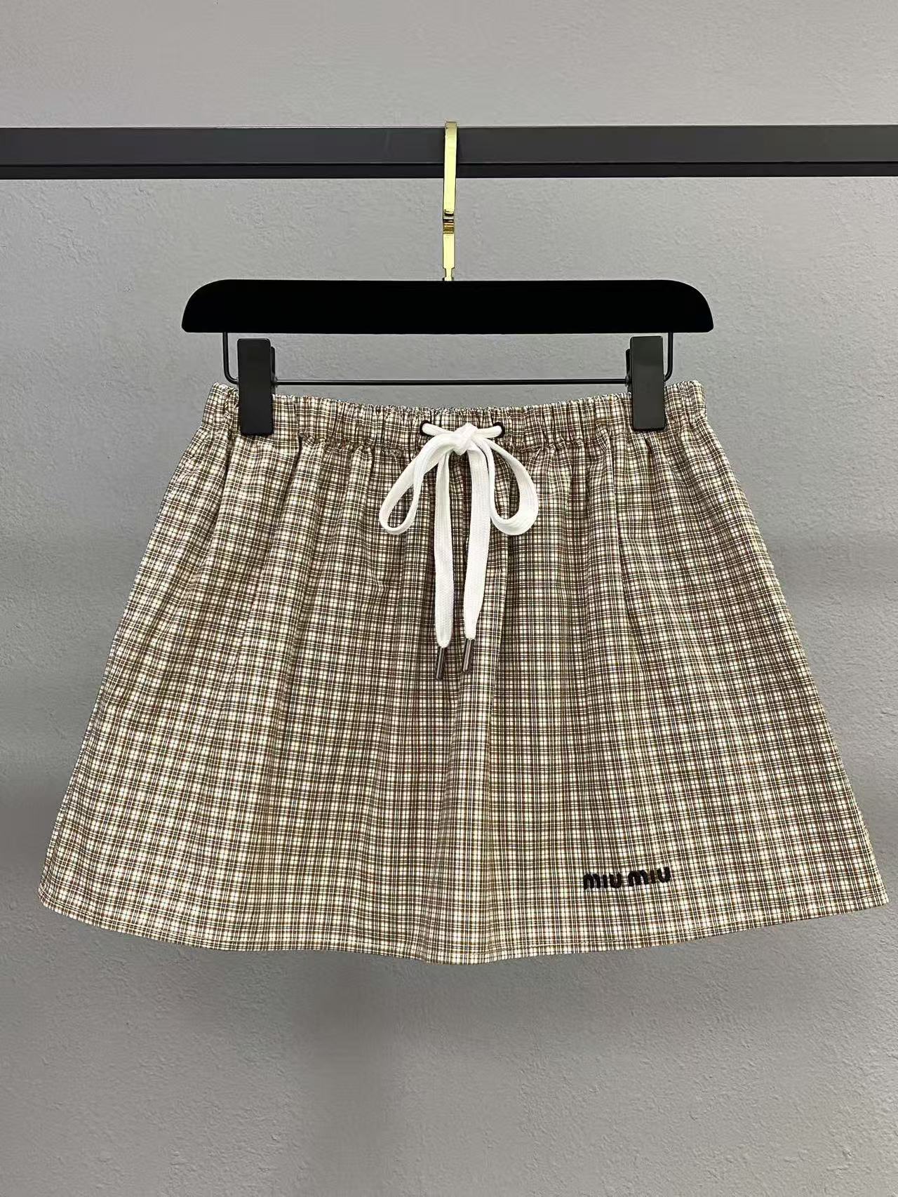 MIUMIU チェック ミニスカート