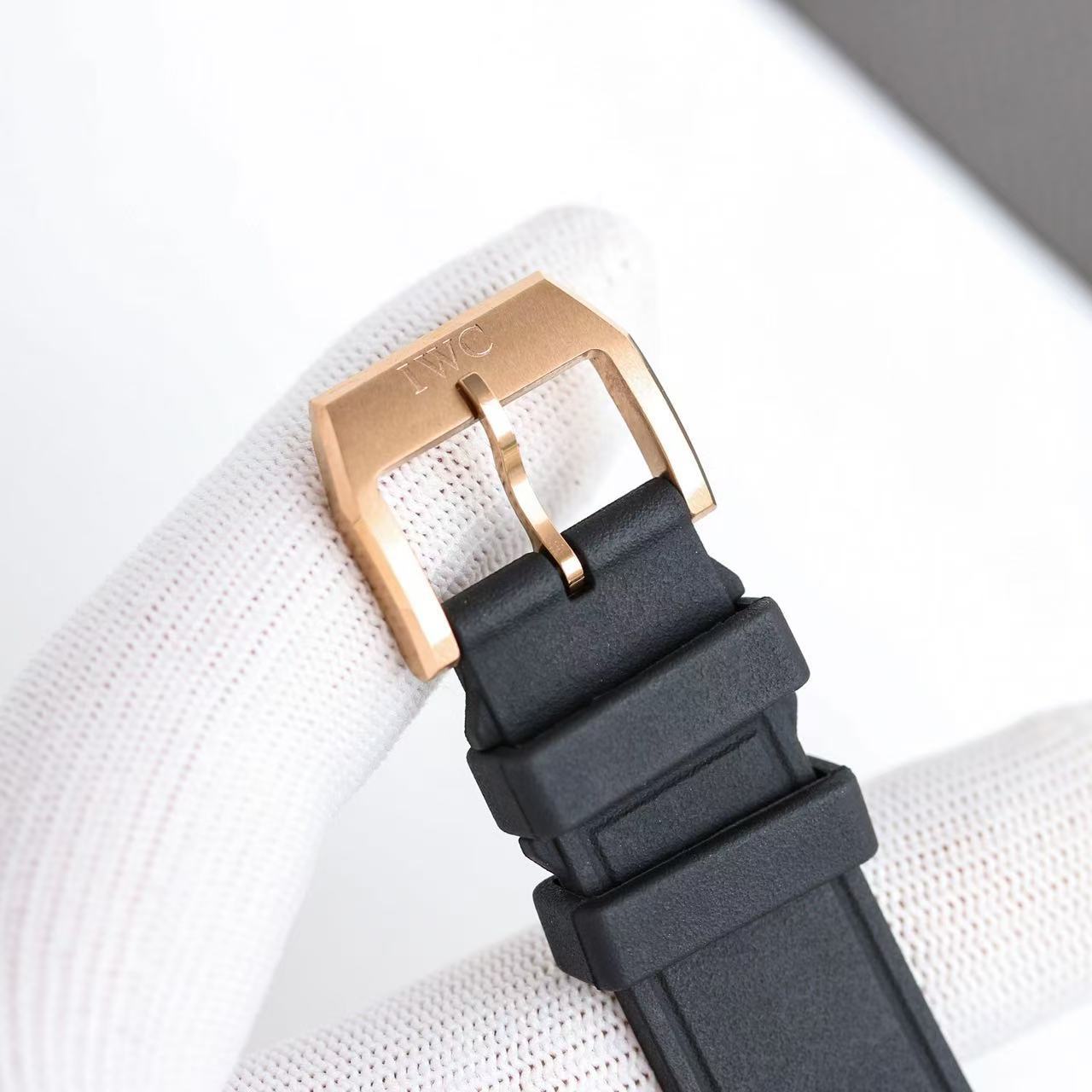 IWC  パイロット・ウォッチ・パフォーマンス・クロノグラフ 41