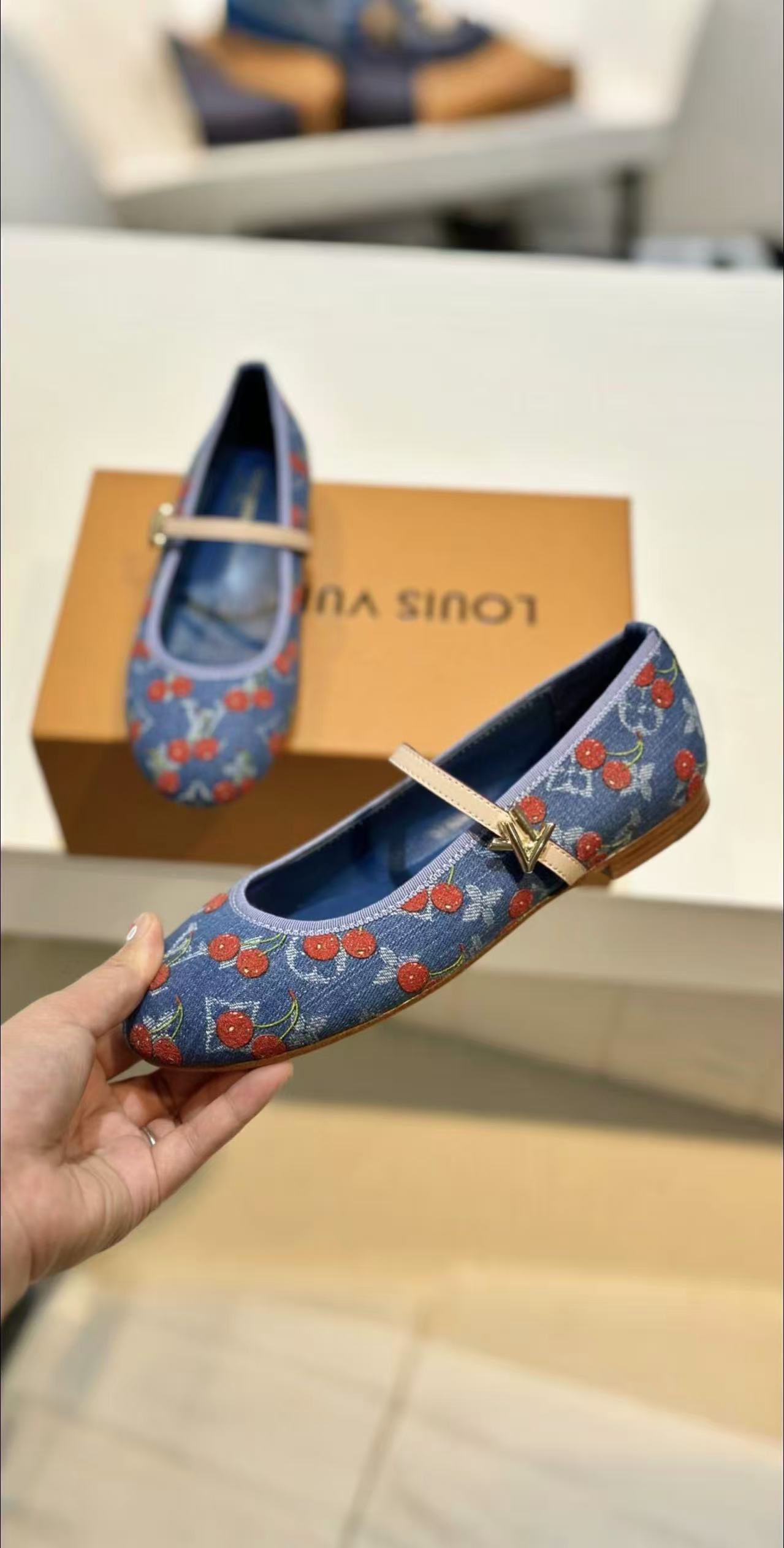 LV × TM ロミー バレリーナ