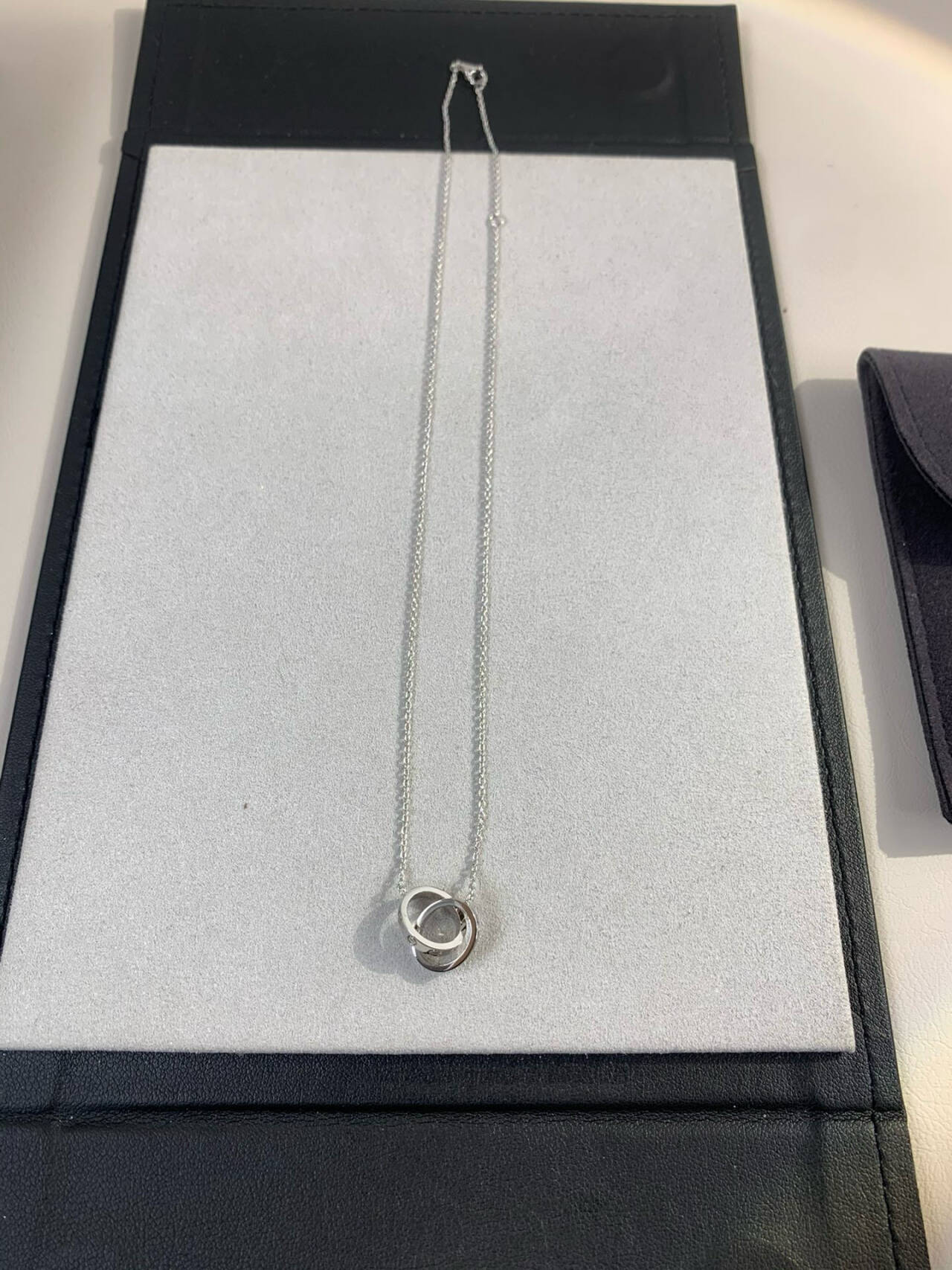 Love ネックレス