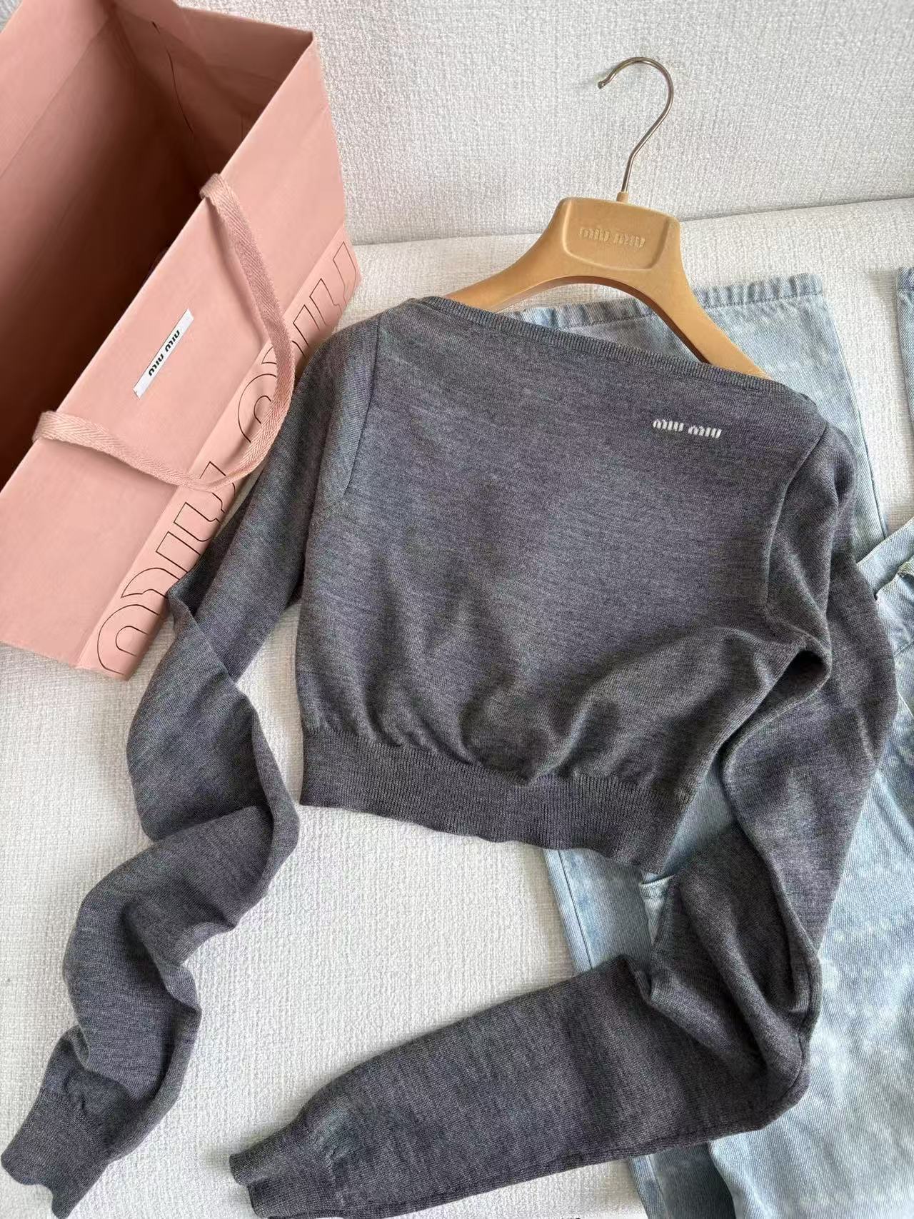 MIUMIU ウール ボートネック セーター