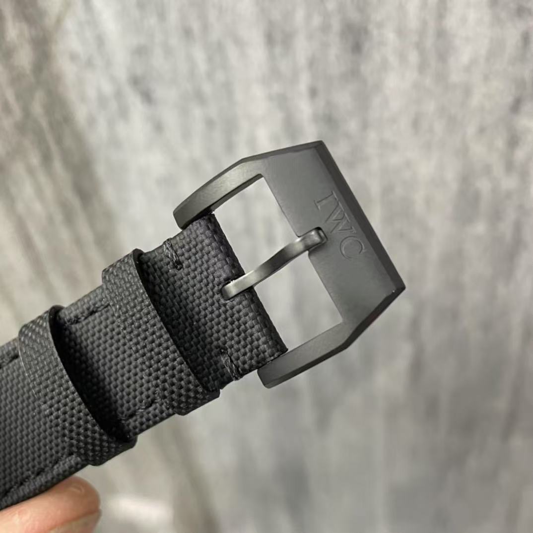  IWC パイロット・ウォッチ・クロノグラフ 41・トップガン・セラタニウム®