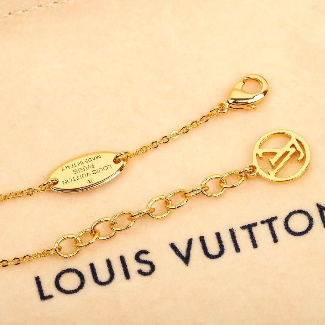 Louis vuitton ブレスレット･ナノグラム