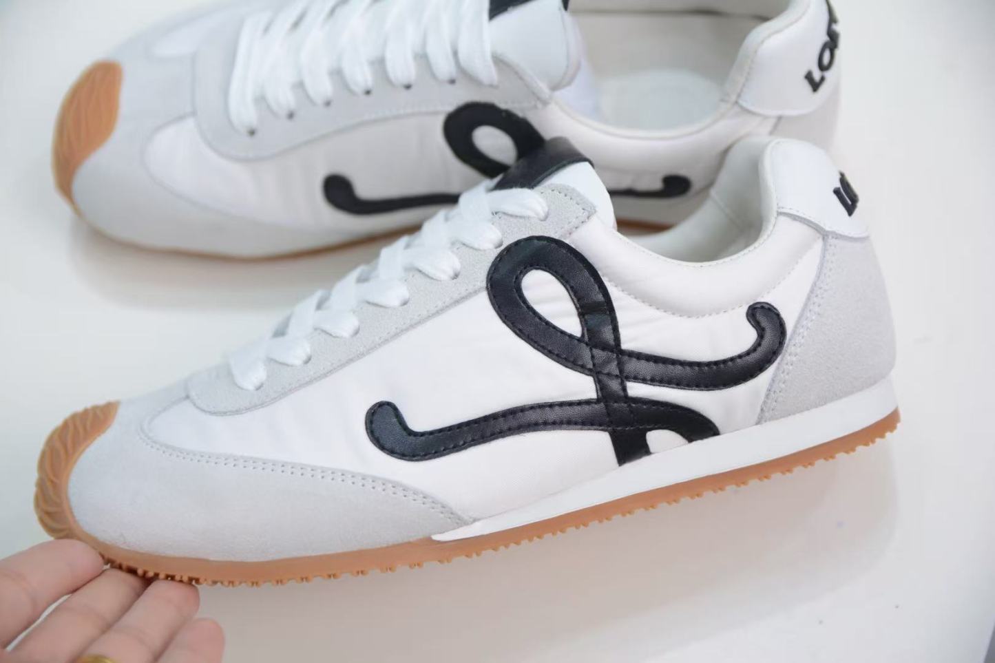 Loewe バレエランナー 2.0（ナイロン&カーフ）