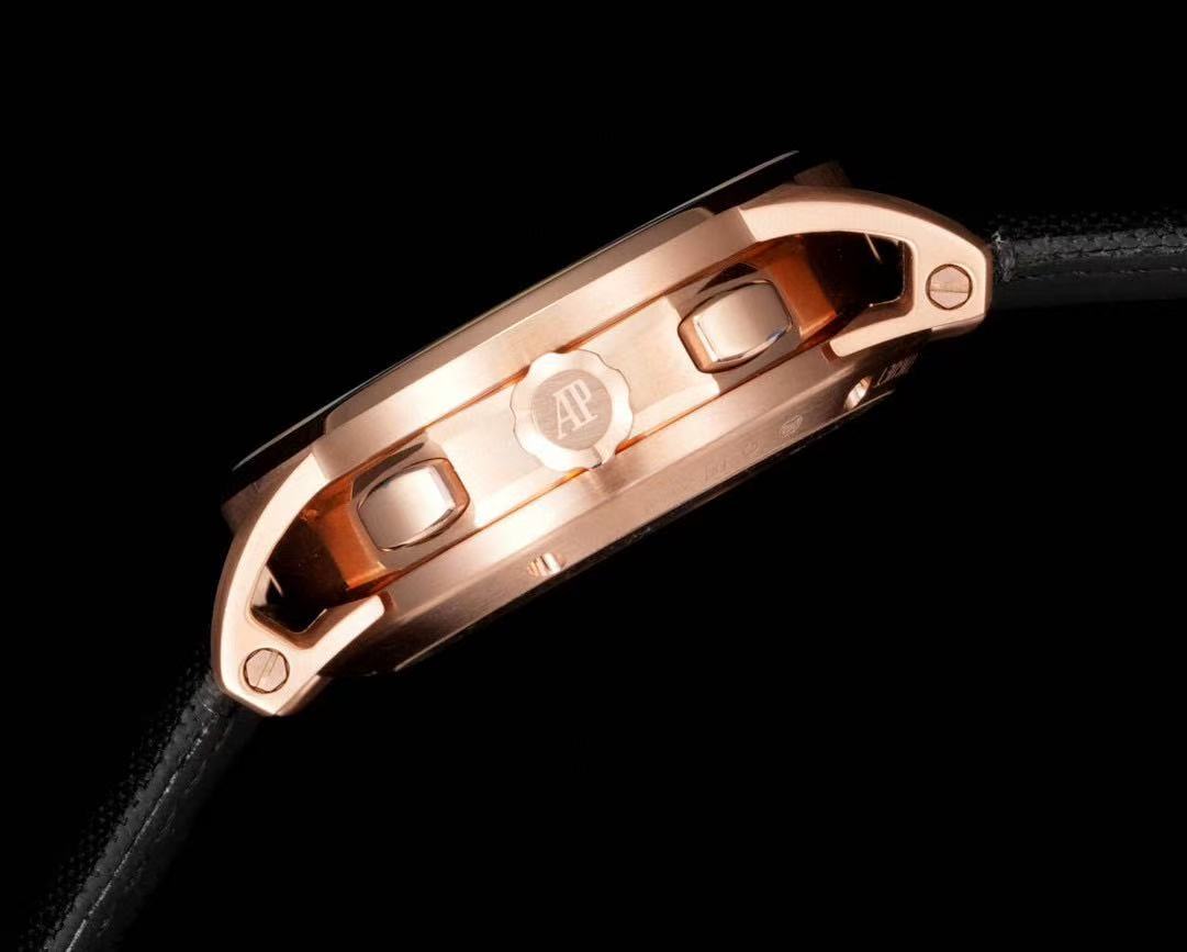 Audemars Piguet  オーデマピゲ  CODE 11.59 バイ オーデマ ピゲ クロノグラフ