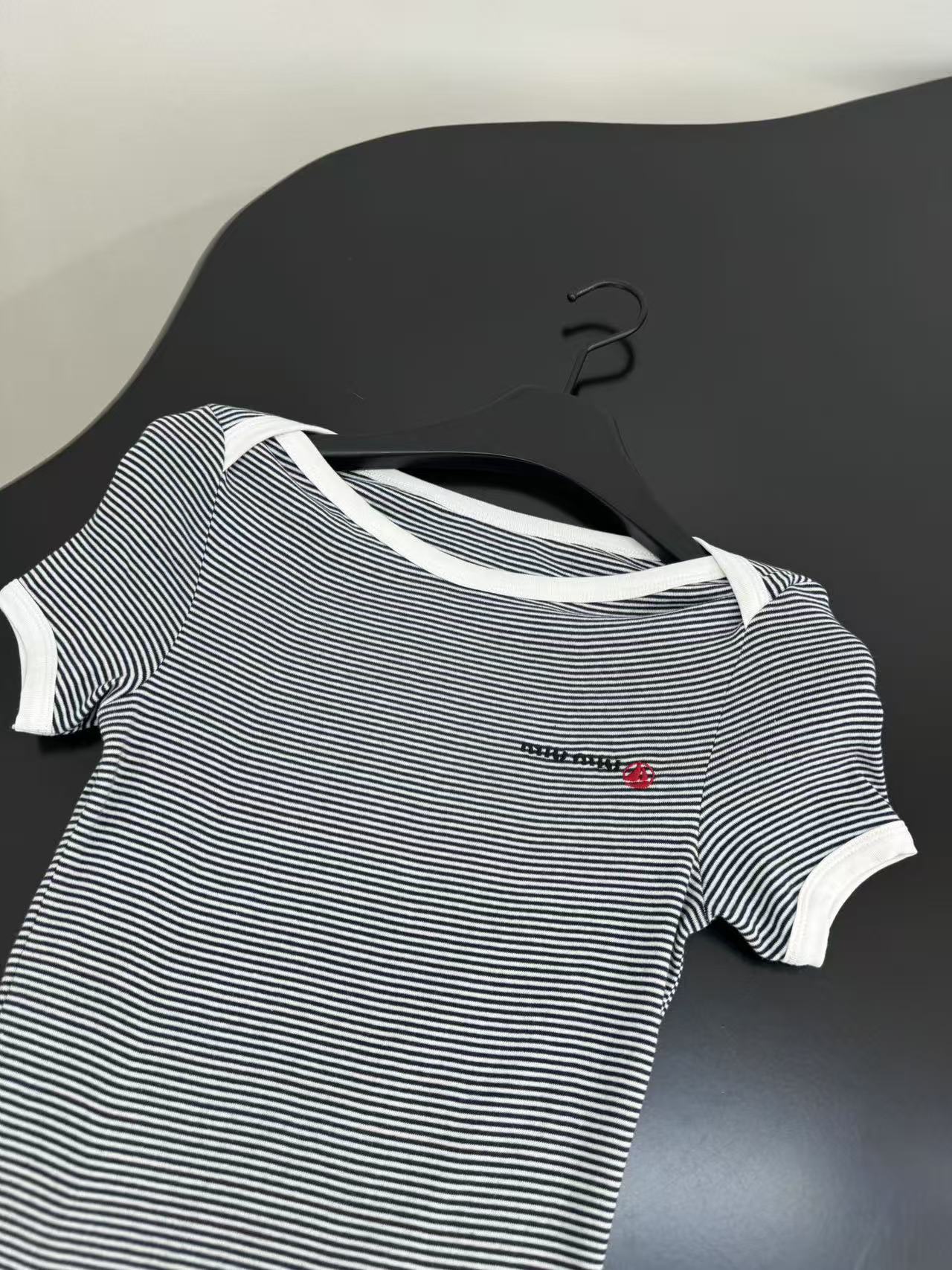 MIUMIU プチバトー X ミュウミュウ リブジャージーTシャツ
