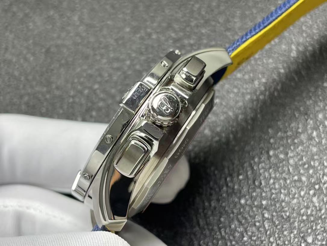 Breitling ブライトリング スーパー アベンジャー B01 クロノグラフ 46