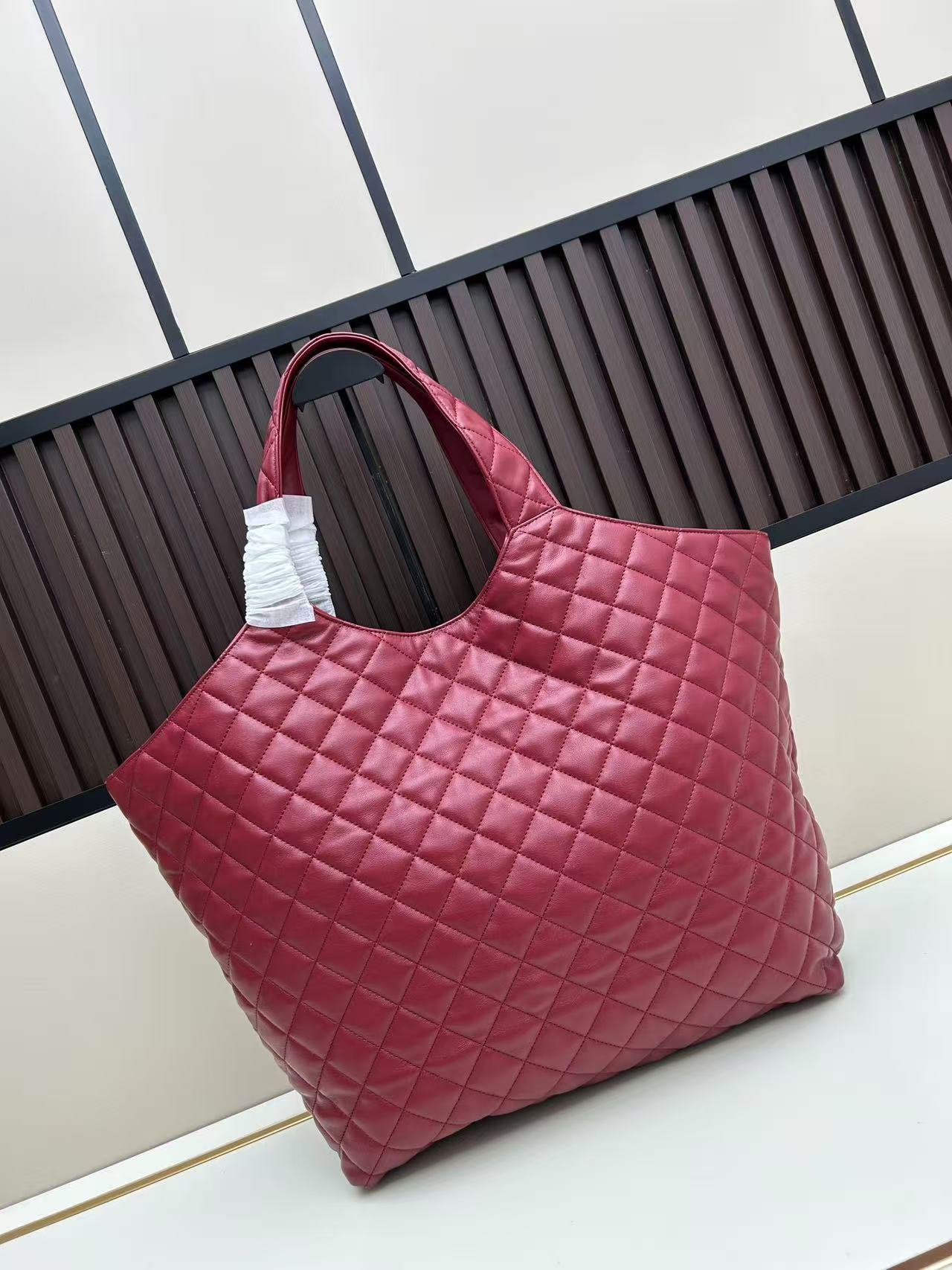  Saint Laurent サンローラン イカール（キルティングナッパレザー）
