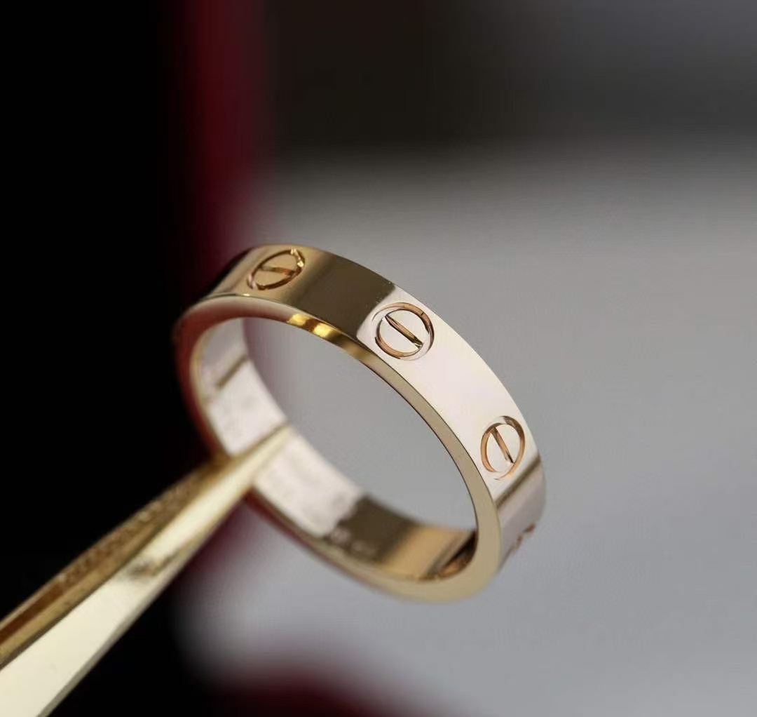 Love リング、スモールモデル