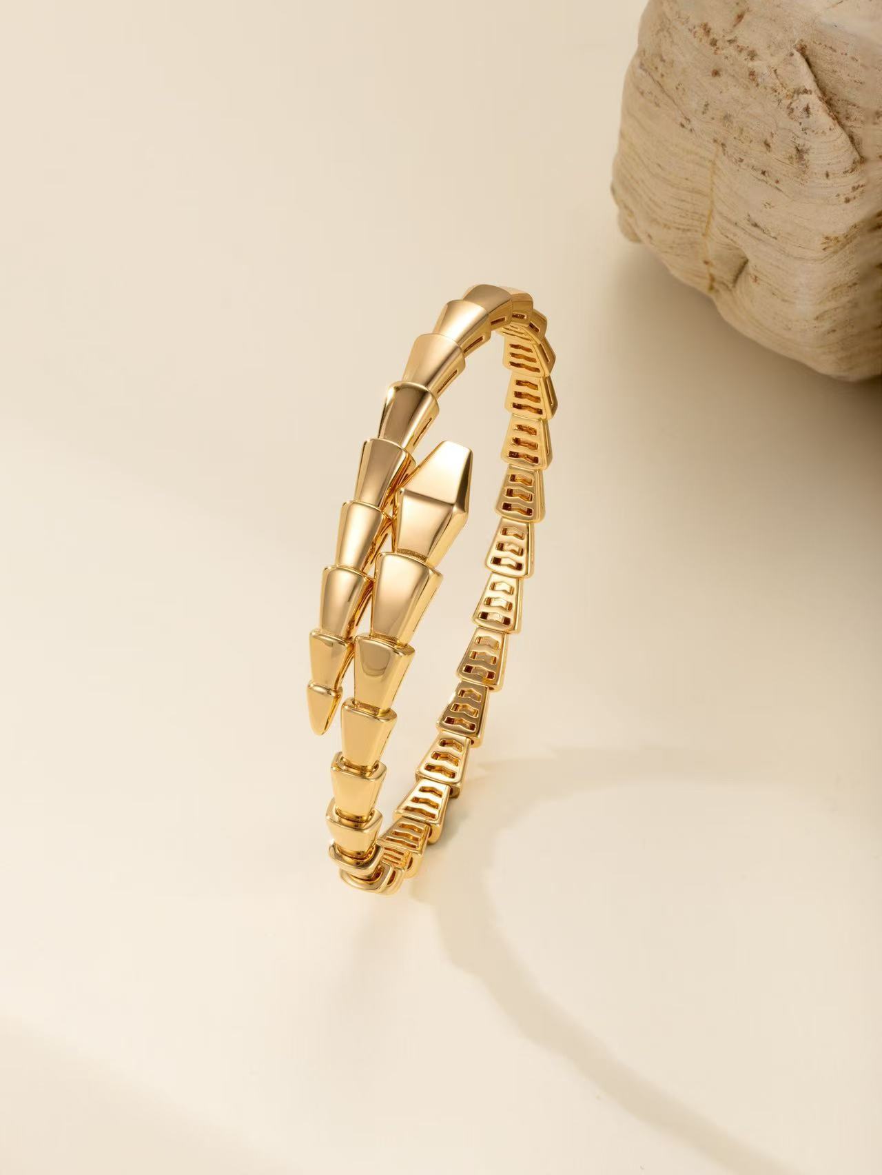 Bvlgari セルペンティ ヴァイパー ブレスレット