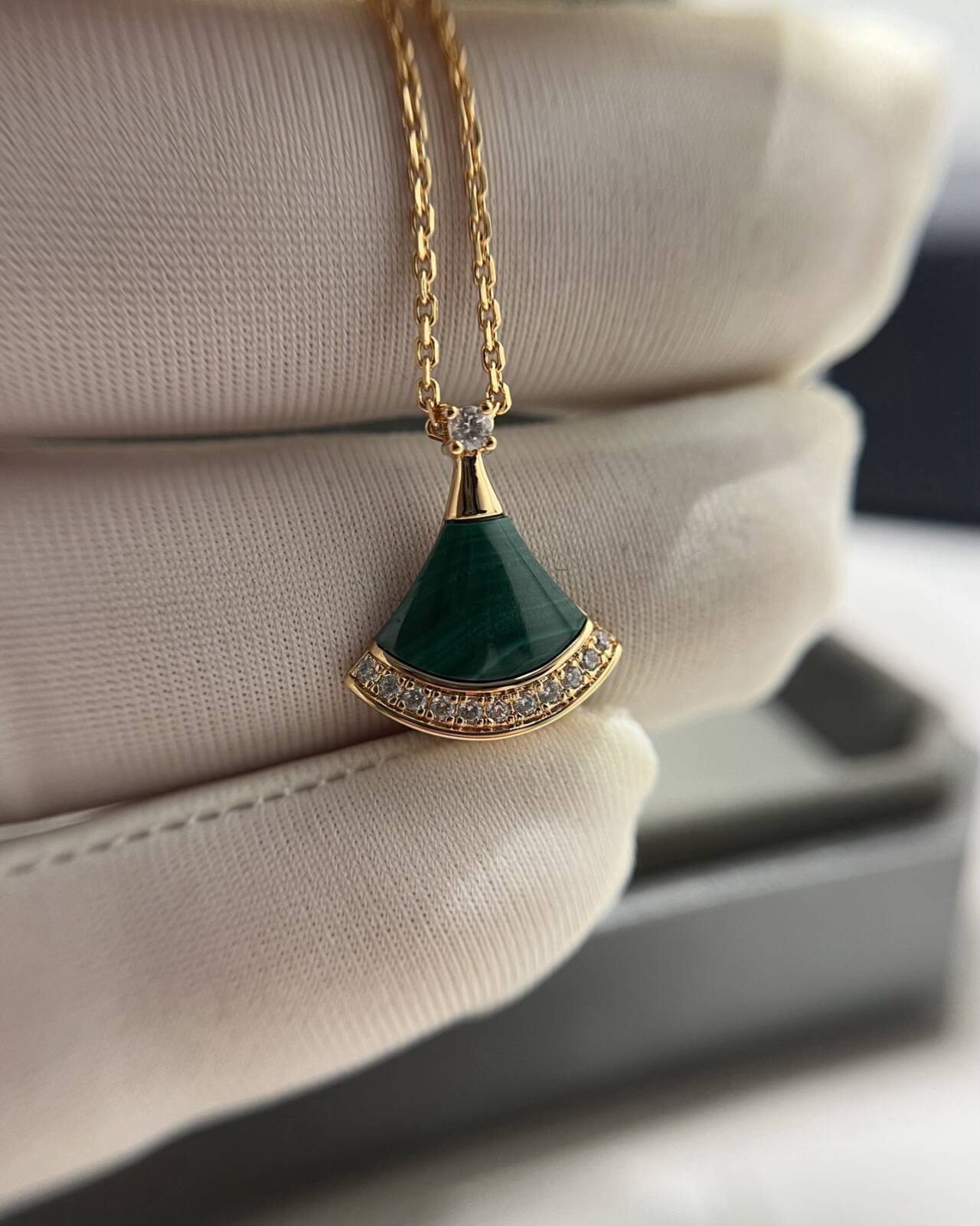 ディーヴァ ドリーム ネックレス