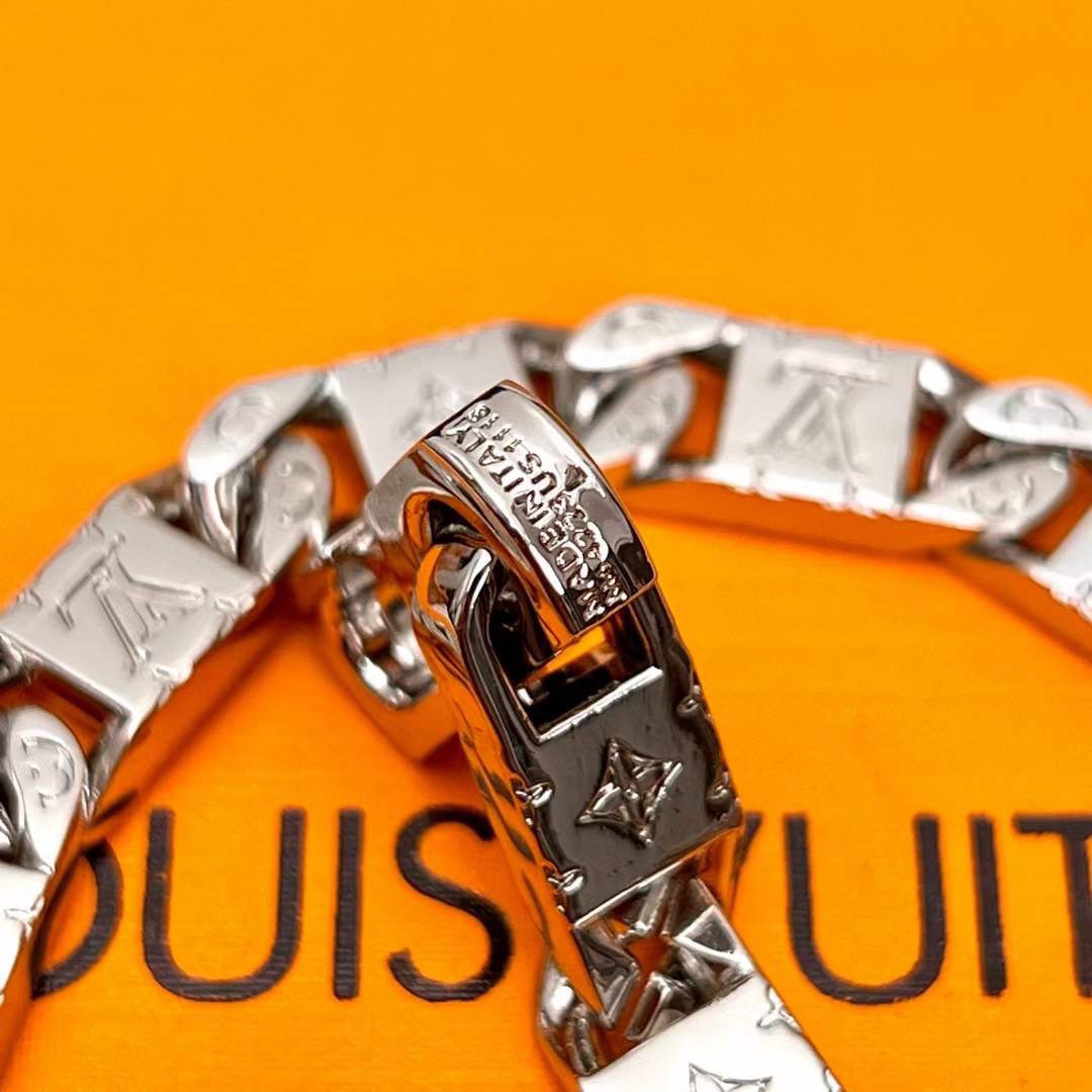 M00919 ネックレス･モノグラム タイドアップ