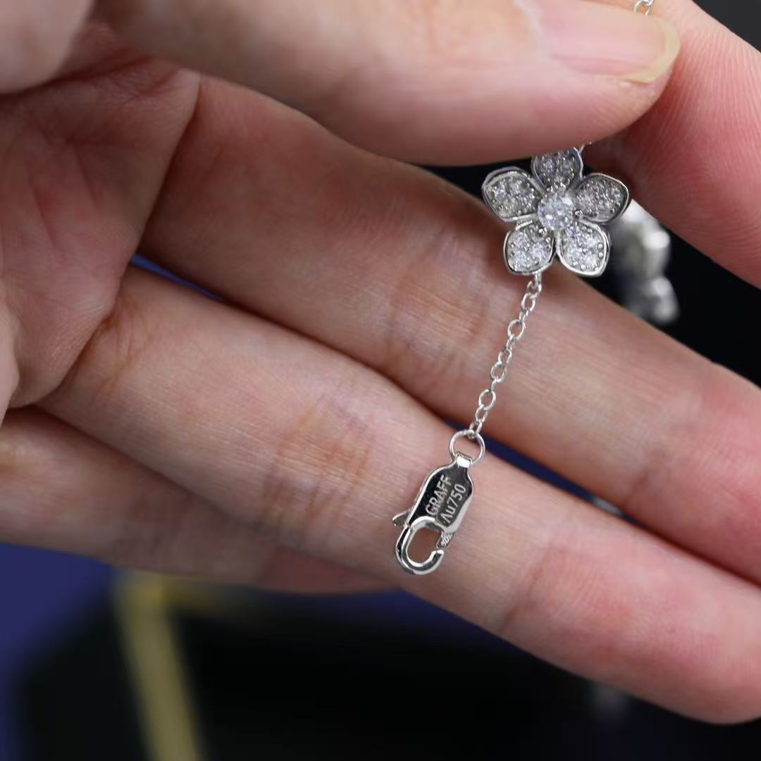 Graff ワイルドフラワー パヴェダイヤモンド ブレスレット