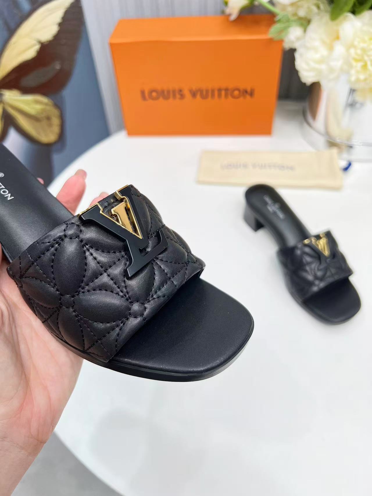 Louis vuitton マレ ミュール