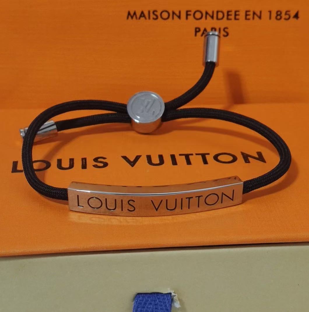 Louis vuitton ブレスレット･LV スペース