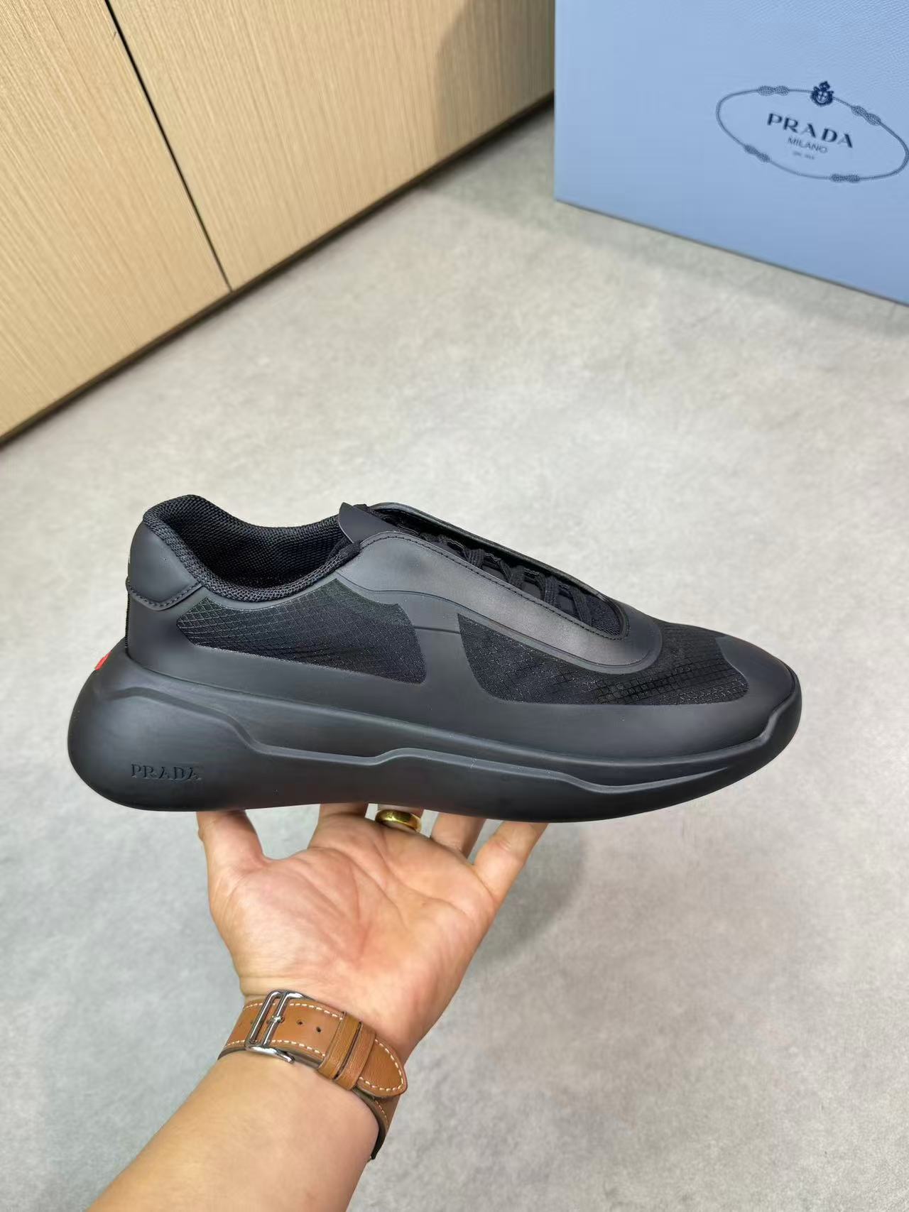 Prada アメリカズカップ Re-Nylon xバイクファブリック スニーカー