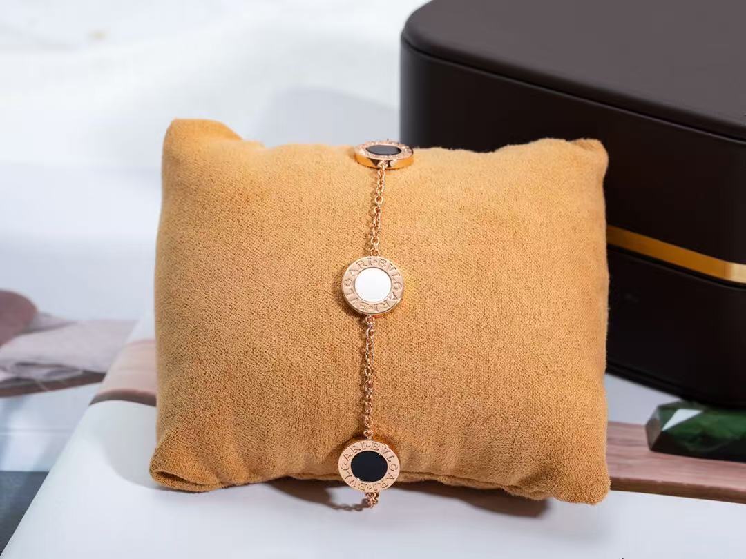 Bvlgari ブルガリ・ブルガリ ブレスレット